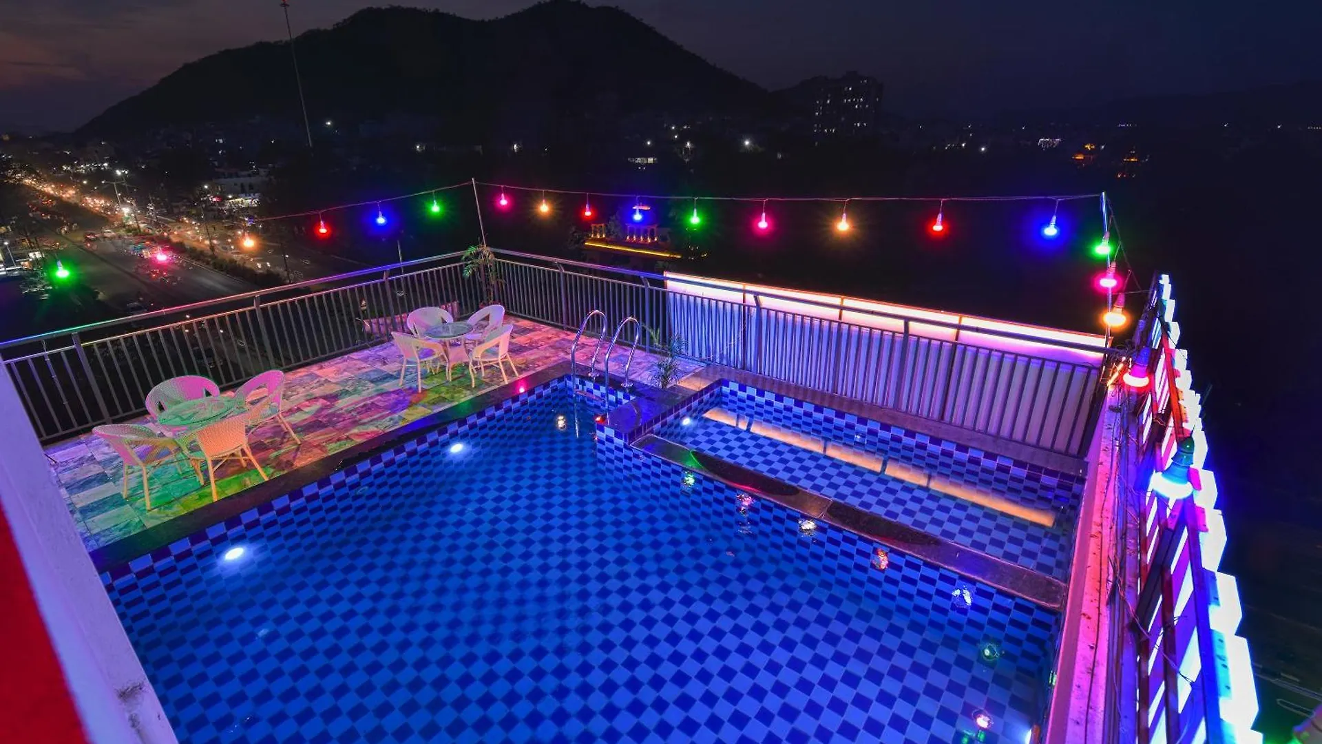 Hotel Remark Udaipur