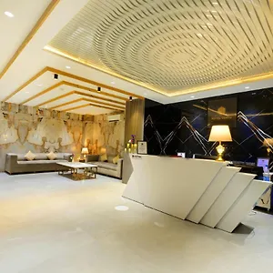 vertu-a-boutique-hotel.hotelsdelhi.org/